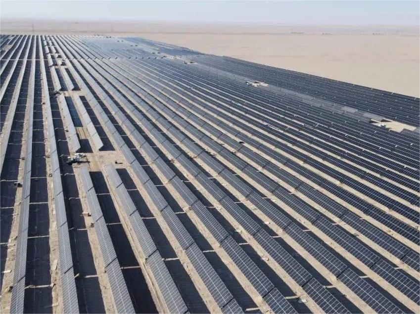 Proyecto solar terrestre a gran escala de 12 MW (Qinghai, China)